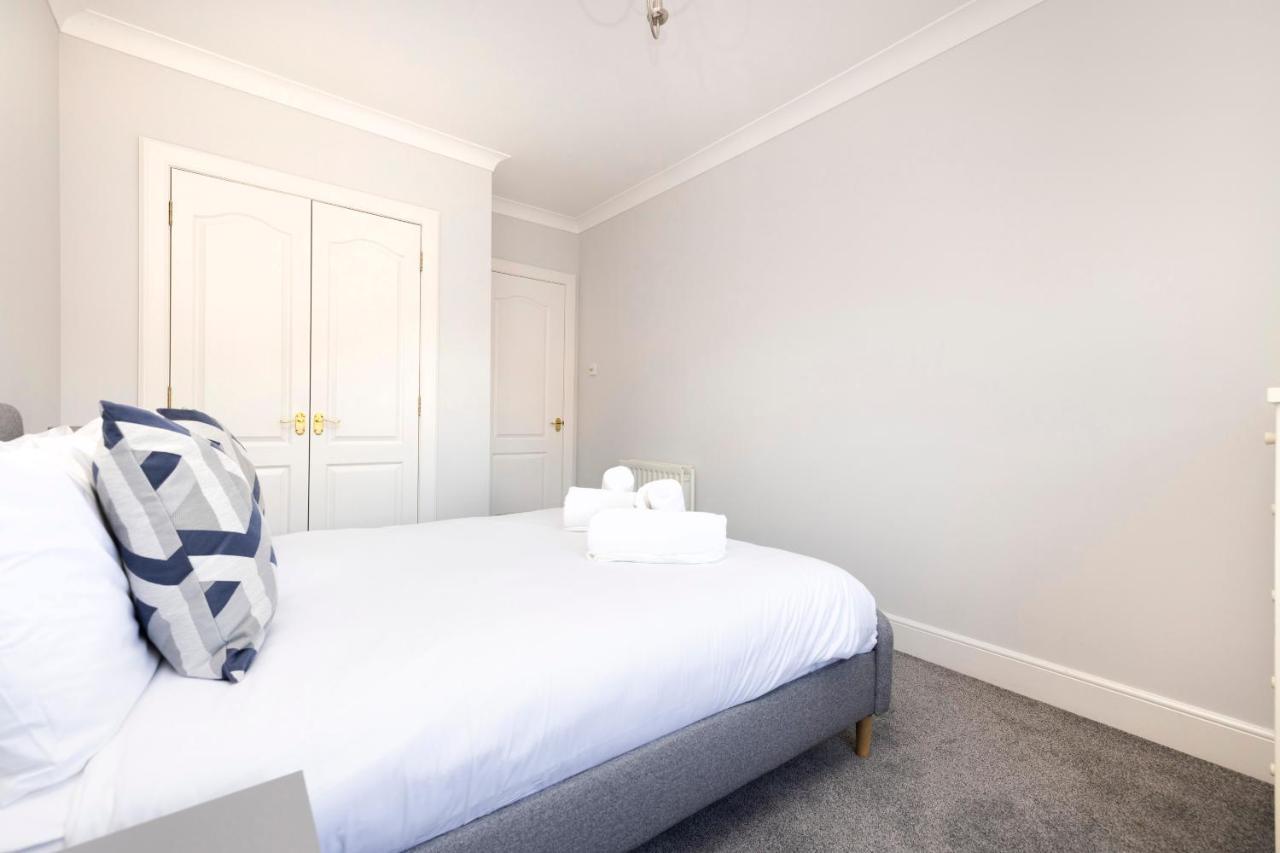 Joivy Modern Flat With Free Parking Apartman EDI Kültér fotó